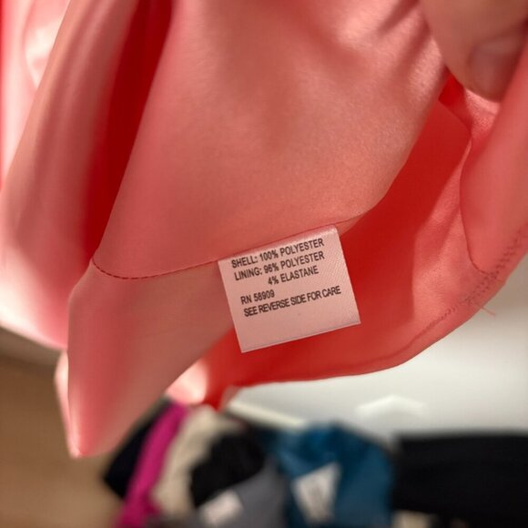 Gianni Bini Madeline Satin Plunge V-Neck Midi Dress NWT Size 0 - Picture 13 of 13